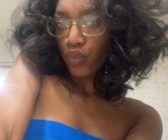 Oakland/East Bay escorts - “Romance in my veins, confidence in my walk.”💋🌺 READ AD BEFORE CONTACTING❗ - 24