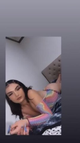 European Bombshell CONTENT ONLY - 21 - 1