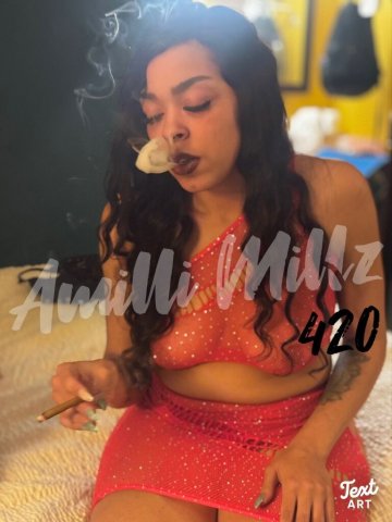 BACK IN TOWN😘Outcalls Available 🤑 - 27 - 1