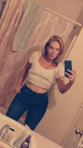 I'm a hot, sexy young girl new in town, available 24/7 💦🩷💙🫦🌹💗🫶🏻🥵😋🥰 - 37 - 1