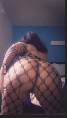 Snow is coming but ARE YOU☃🥶🧳Ⓑⓘⓖ ⓑⓞⓞⓣⓨ 🍑𝓡𝓮𝓭𝓫𝓸𝓷𝓮 here to help you 🧳 - 33 - 1