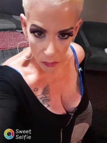 VISITING SAN RAFAEL!!! I 1 or 2 NITES ONLY!!🦋Naughty Curvy COUGAR 😻Companion! 55 INCH BACKSIDE! .👀 LEAVE YOU SPEECHLESS!💋 . - 67 - 1