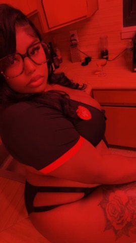HEY DADDY 💕 lets go out fir food or drinks ig yummthicc26 X(twitter) karmakarma1718 - 25 - 1