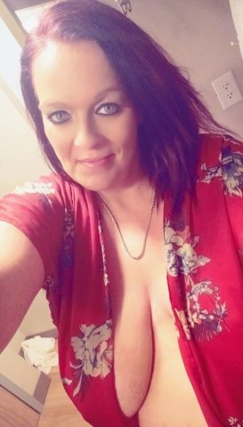 Hot and Horny Milf (;♥♥ - 38 - 1