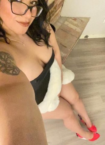 available ❄⛄💋Content available on my OF page! FREE TO SUBSCRIBE, check me out if you dare 😁🥰😈 - 30 - 1