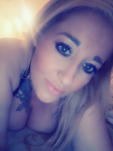 “Craving a filthy, no-limits blonde who’ll drain you dry tonight 😈💦 Your wallet & balls are about to thank me.” - 35 - 1