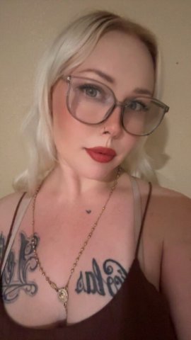 Im Karissa, a blonde loving cock sucking slut😉🍒Incall available 24/7!🍆💦💖 - 29 - 1