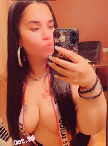 special 🌹Da Real ITALIAN 🇮🇹🇮🇹Thick WET & Tight 👅SOUL SNATCHER 😈😈BIG BOOTY 💦💦REAL FREAKY DOUBLE BACK FOR MORE 💦 - 25 - 1