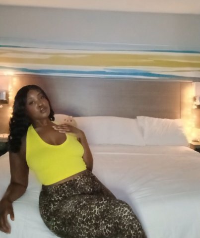 Available for playtime 🍆 Thick, Darkskin trying New things 👀 NEW Instagram @Sweetestblackrose 🌹 - 27 - 1