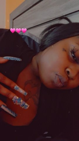 ITS COLD COME TAKE A SIP OF THIS HOT COCO🍫 😘😻 - 21 - 1