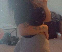 5'4 Soft Curves & Peaceful Energy 📞 ready now - 27 - Image 3