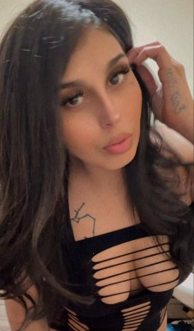 🌟CURRENTLY AVAILABLE🌟If a thick body, a REAL voluptuous ass, and natural beauty with soul-stealing eyes is what you crave, then look no further. You’ve finally found what you’ve been looking for 😌**FSQV 100 ROSES TODAY ONLY** - 29 - 1