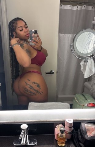 BUSTY BOMBSHELL BABE BACK IN TOWN TWO GIRL DUOS - 24 - 1
