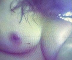 Hey handsome i bet i can make ur evening amazing - 35 - Image 3