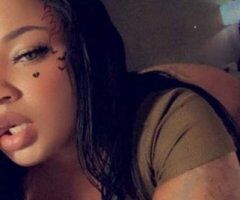 Baton Rouge escorts - better then the lottery 2 girls available - 30