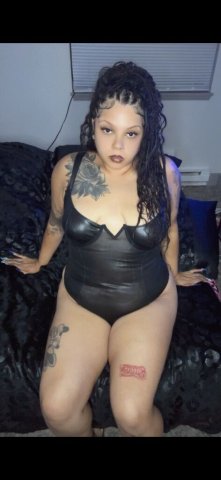 Big Booty Latina 🍑 Hot N Ready🥵 IC/OC 24/7 ❤VDay specials❤ - 25 - 1
