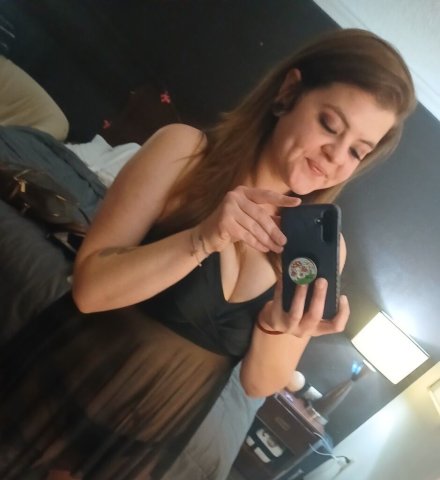 So wet and all alone. Available now for incall in Fife! - 29 - 1