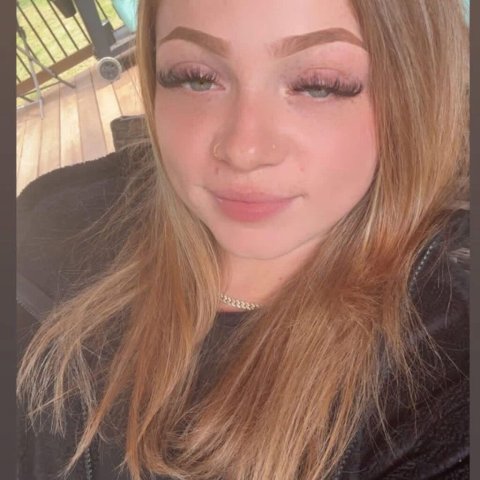 Thick Thighs N Blue Eyes, Miss. Lady Red Outcalls In Hickory - 26 - 1
