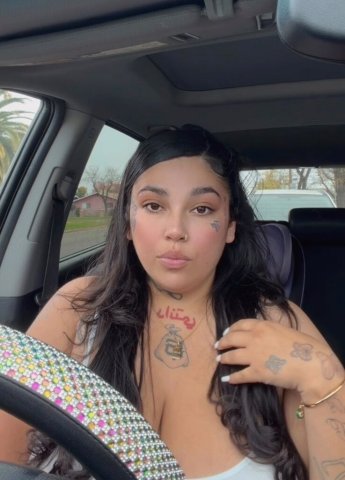 Sexy thick latina waiting to please you 😘🥰 - 24 - 1