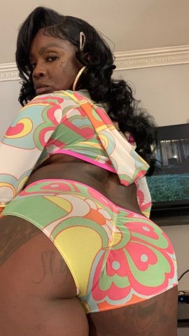 Your Favorite Mature Ebony Slut - 44 - 1
