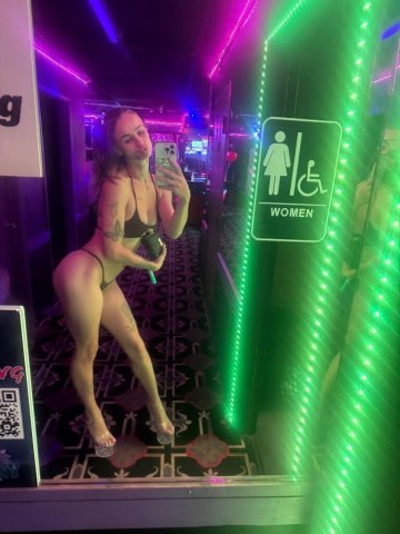your content queen - 19 - 1