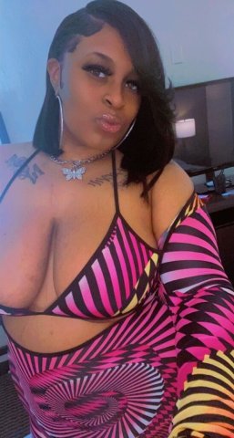 Hey Daddy “ ✨ In Town Yall Favorite Cold ass Stallion 🥶Ready To Have fun🥰 Every Nigga Fantasy Lets Play ”✨🤍 - 35 - 1