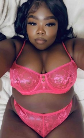 Come take a bite of this chocolate🫦🍫💦 📍available in Cleveland, Mississippi📍 - 29 - 1
