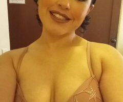 sexy big booty Latina - 26 - Image 12