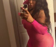 i see couples and groups of two , incall only - 28 - Image 2