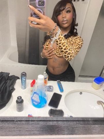 visiting a few days 💦😘 - 23 - 1