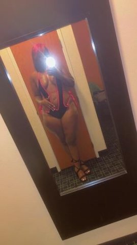 🥰❤ THICC EBONY STALLION IM AVAILABLE IF INTERESTED, TEXT OR CALL - 25 - 1