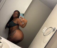 outcalls Available 👅💦 - 21 - Image 2