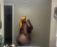 COCKY CONFIDENT SLIM THICK CHICK 🍫😼 - 28 - Image 5