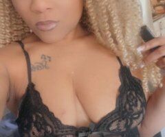 Lets play for a while, papi if love wet games come see me 💙💋🌟 - 24 - Image 2