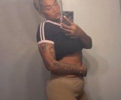 Raleigh-durham escorts - happy Sunday - 29