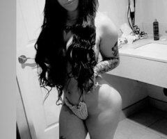 SEXY HERE - 24 - Image 2