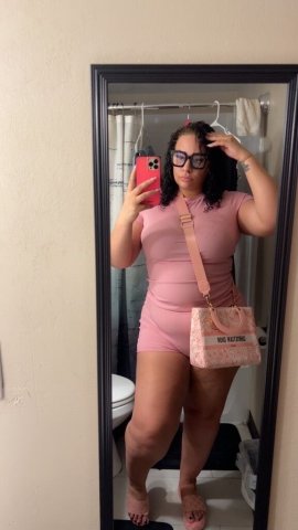 THICK LIGHTSKIN💦👑 - 26 - 1