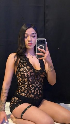 Pretty, Petite & Independent 🌹 Facetime Shows & Content Available 💋 - 22 - 1