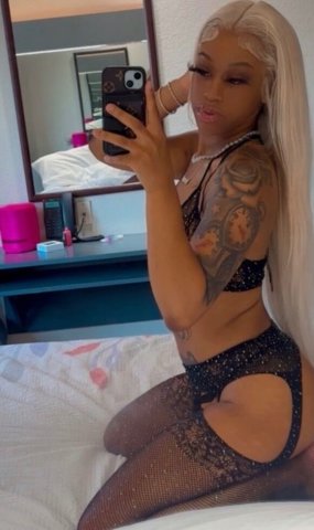 New in town🤤💦 Come see me while you can😻 *Incalls - 21 - 1