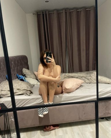 💎 Smooth & ProfessionalAvailable 24/7 for incall, outcall, and carcall 💋Discreet, fun, and unforgettable.🎥 Custom videos available WhatsApp - 25 - 1
