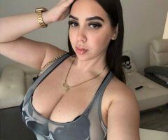 sexy latina - 27 - Image 2