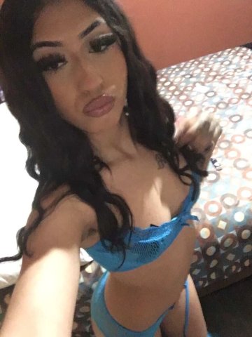 Your favorite latina - 21 - 1