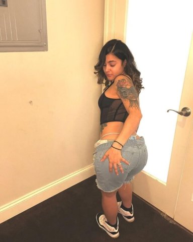 Hi I am available to fulfill your desires and fantasy👅bbj and anal.👅Out& Incall Car date 24/ 7👀 - 26 - 1
