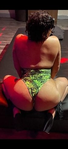 fat wet pussy big juicy bubble butt - 33 - 1