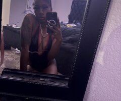 4”10 FUNSIZE GODNESS❤ - 22 - Image 1