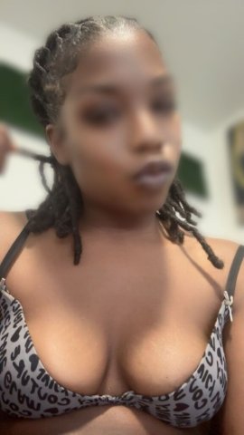Your Sweetest Obsession: Smooth Skin, Soft Moans, and Dangerous Curves. - 34 - 1