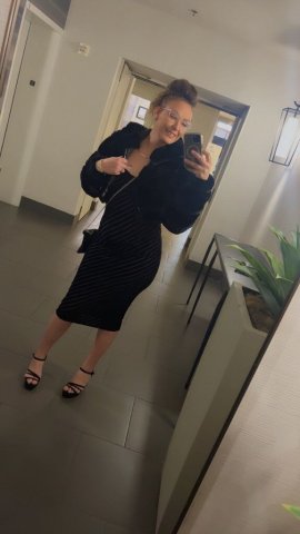 💦💦💦I'm the girl next door your momma😍 warned you about snowbunnys💙 like no other blonde bombshell😍🥰😘 - 28 - 1