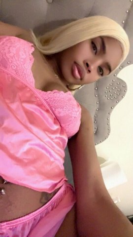 HERE TILL 2/14 😘😘🌹🇯🇲 JAMAICAN PETITE TREAT🇯🇲 HERE FOR A SHORT TIME NOT A LONG TIME🥰 LETS PLAY🥰 - 26 - 1