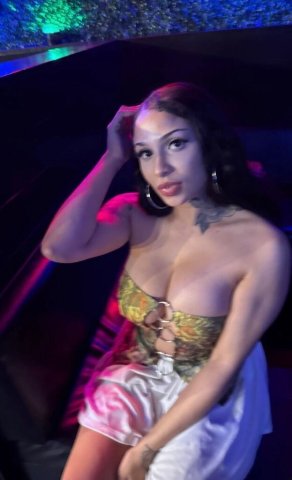 New in Town out and incall - 25 - 1