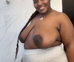 YOUR FAVORITE BBW 💦💦 🙃 🎉🎉Cum find out why they call me 💦Mz.Jucy 💦🥰 #☝🏾 pick of BBWS 😘 - 33 - Image 8